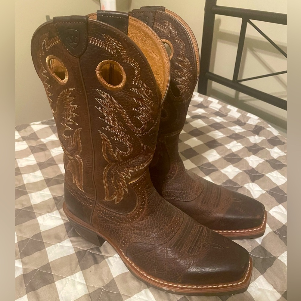 Ariat Heritage Roughstock Western Boot